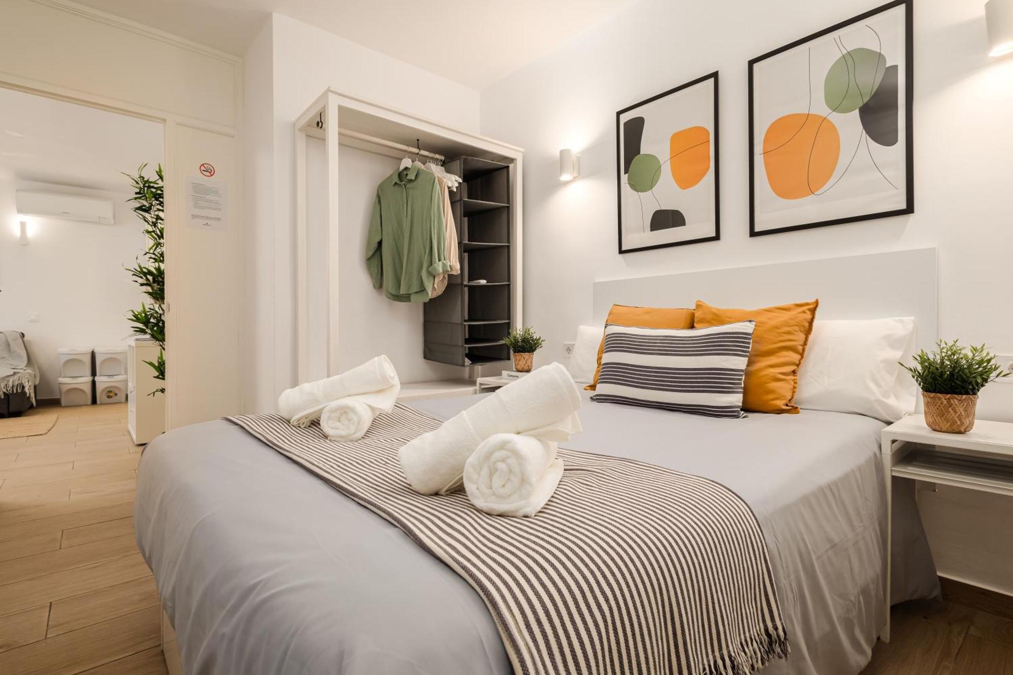 Nordik Apartments Urban - Perchel "Skogar" Малага Екстериор снимка