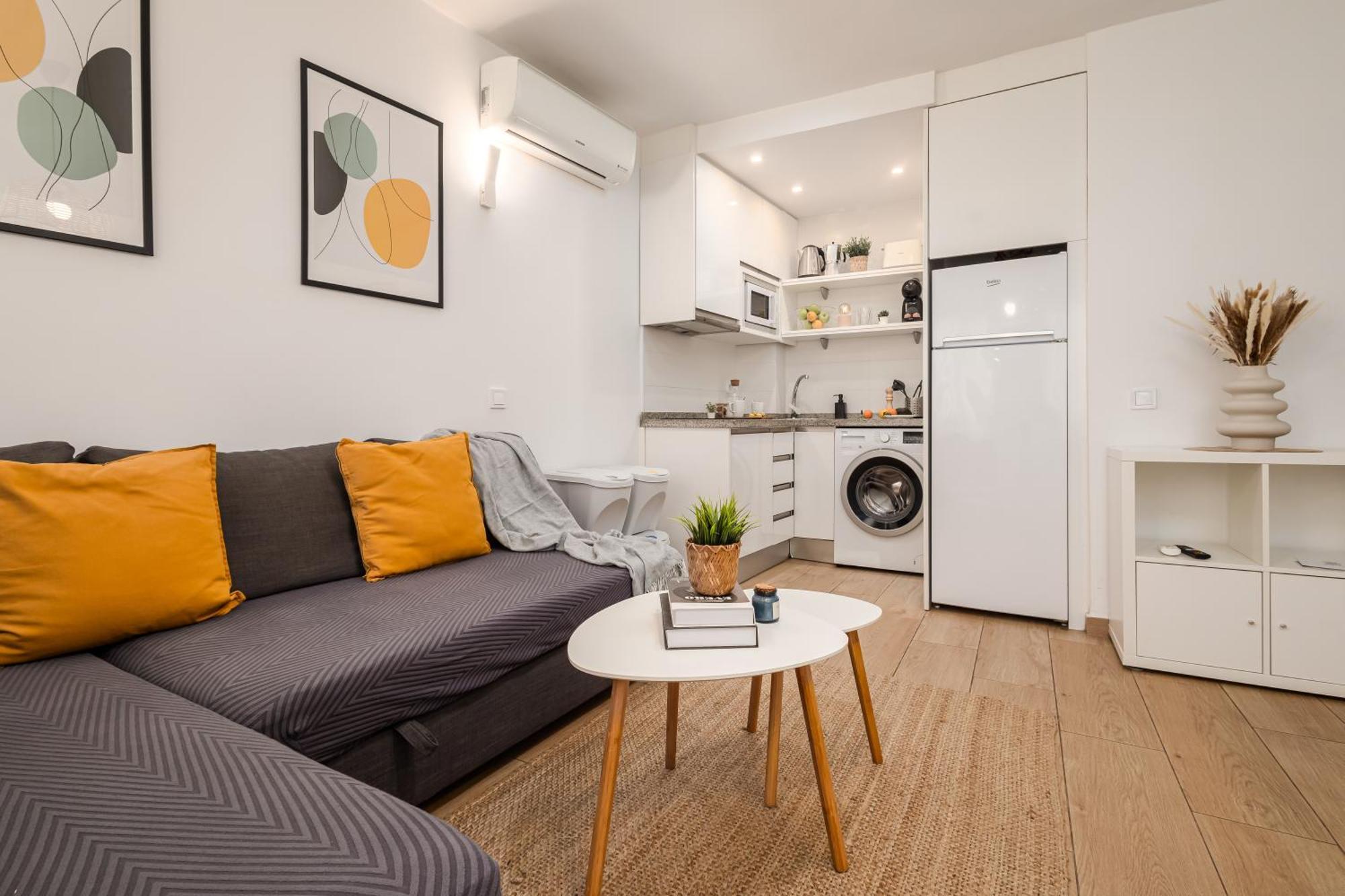 Nordik Apartments Urban - Perchel "Skogar" Малага Екстериор снимка